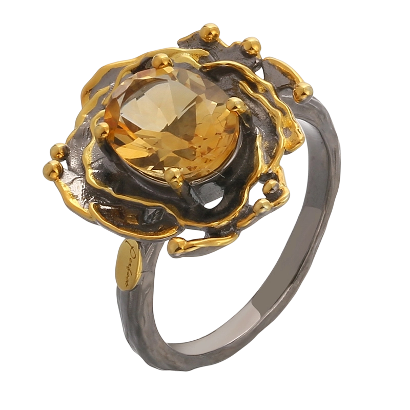 YR03635 H&aring;ndlaget Critine-ring i 925 sterlings&oslash;lv